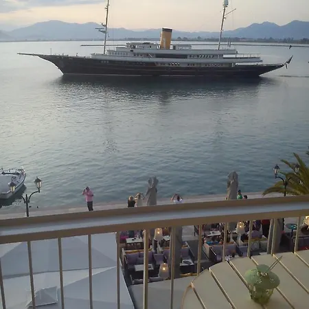 Di Fronte Alla Fortezza Nafplio Exterior photo